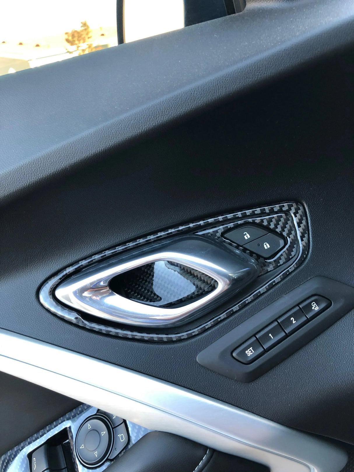 Chevrolet Camaro 2016-2024 Real Carbon Fiber Interior Door Handle Overlay