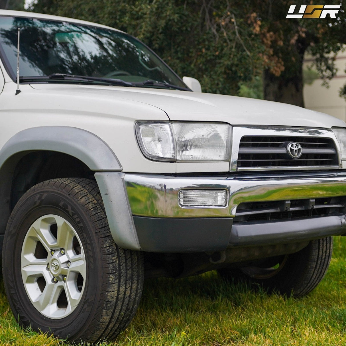 1996-1998 Toyota 4Runner Clear Corner Lights