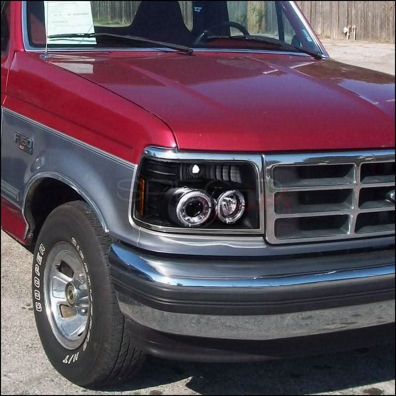 Spec-D Projector Headlights Ford F150 / F250 / F350 / Bronco (92-96) Dual LED Halo Chrome / Black