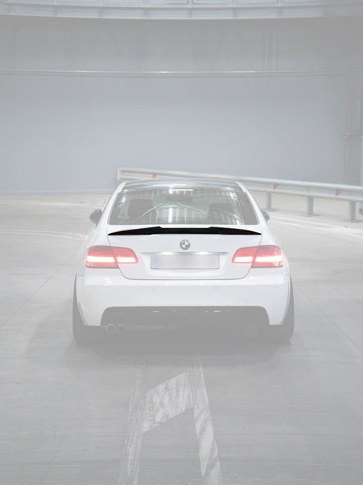 Carbon Fiber Rear Trunk Spoiler – BMW E92 Coupe & M3 (2006–2012)