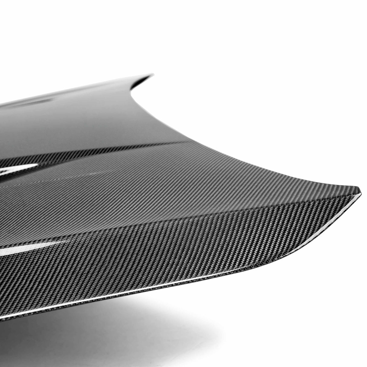 TM-style carbon fiber hood for 2015-2021 VW Golf MK7
