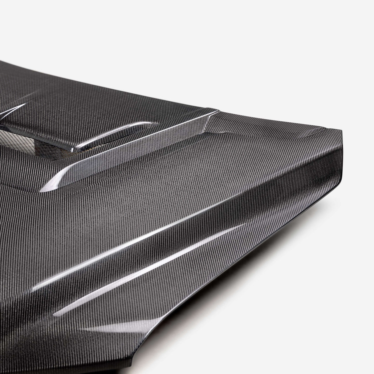 RR-style carbon fiber hood for 2022-2023 Toyota Tundra