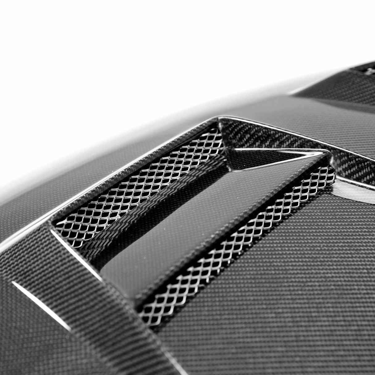 DV-style carbon fiber hood for 2015-2021 VW Golf MK7