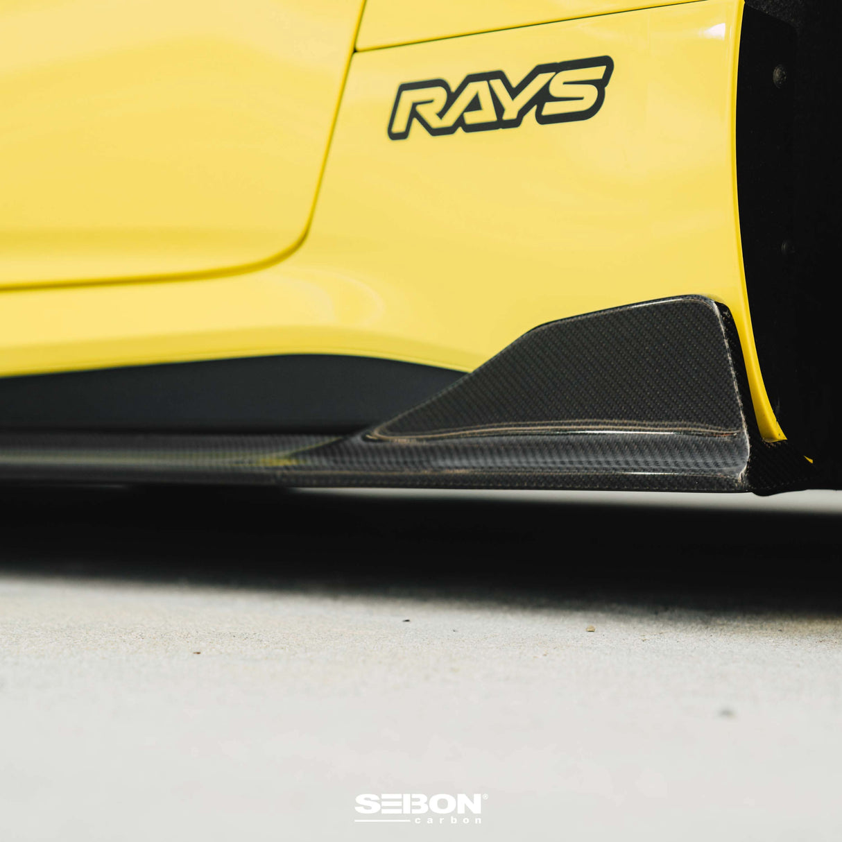 MB-style carbon fiber side skirts for 2023-2024 Nissan Z