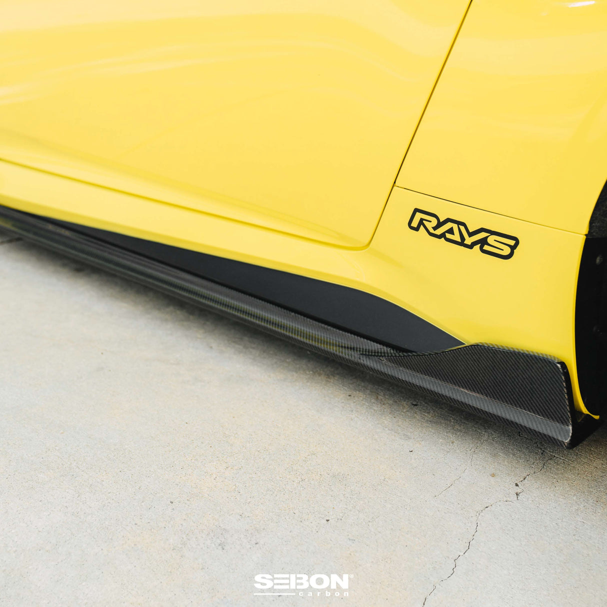 MB-style carbon fiber side skirts for 2023-2024 Nissan Z