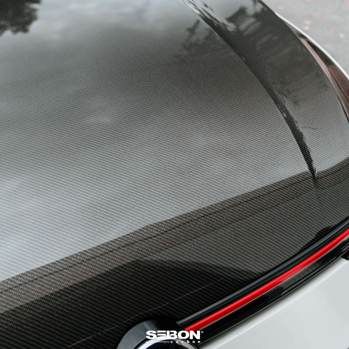 OE-style carbon fiber hood for 2022 VW Golf MK8