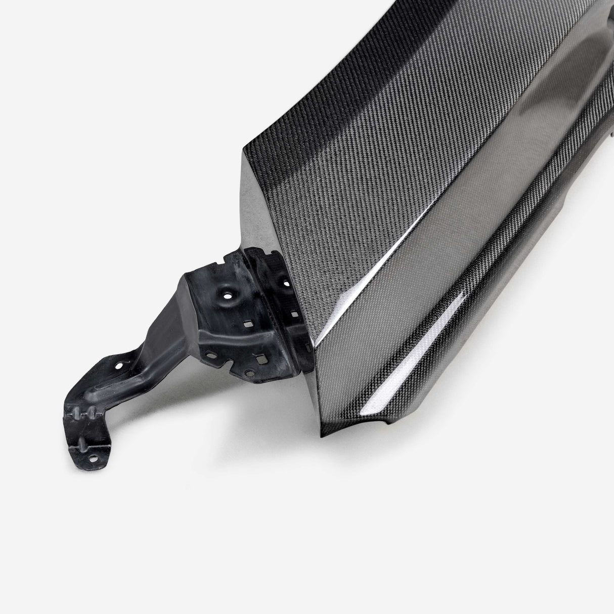 MB-style carbon fiber front fenders for 2022 Nissan Frontier (2" rise & 4" wider)
