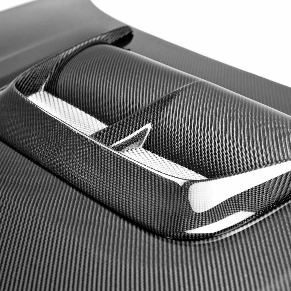 CW-style carbon fiber hood for 2004-2005 Subaru Impreza/WRX/STi