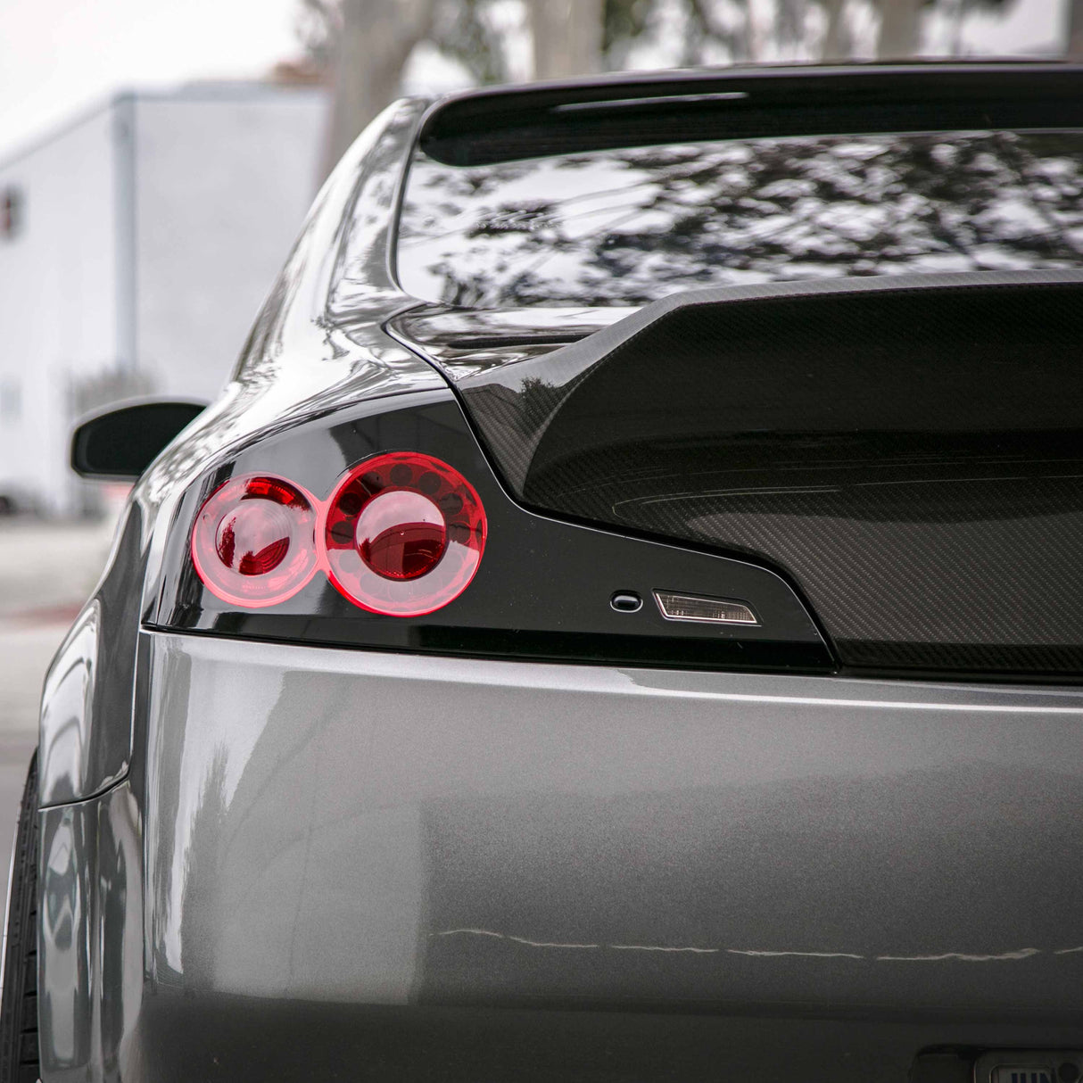 C-style carbon fiber trunk lid for 2003-2007 Infiniti G35 2DR