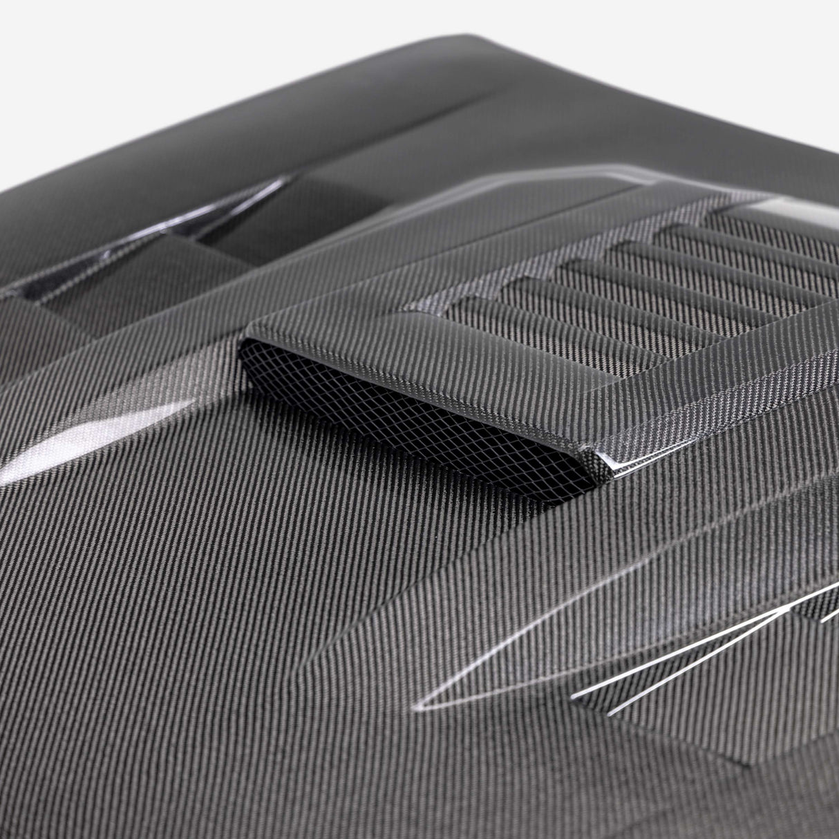 TS-style carbon fiber hood for 2024-2025 Toyota Tacoma and 2025 Toyota 4Runner
