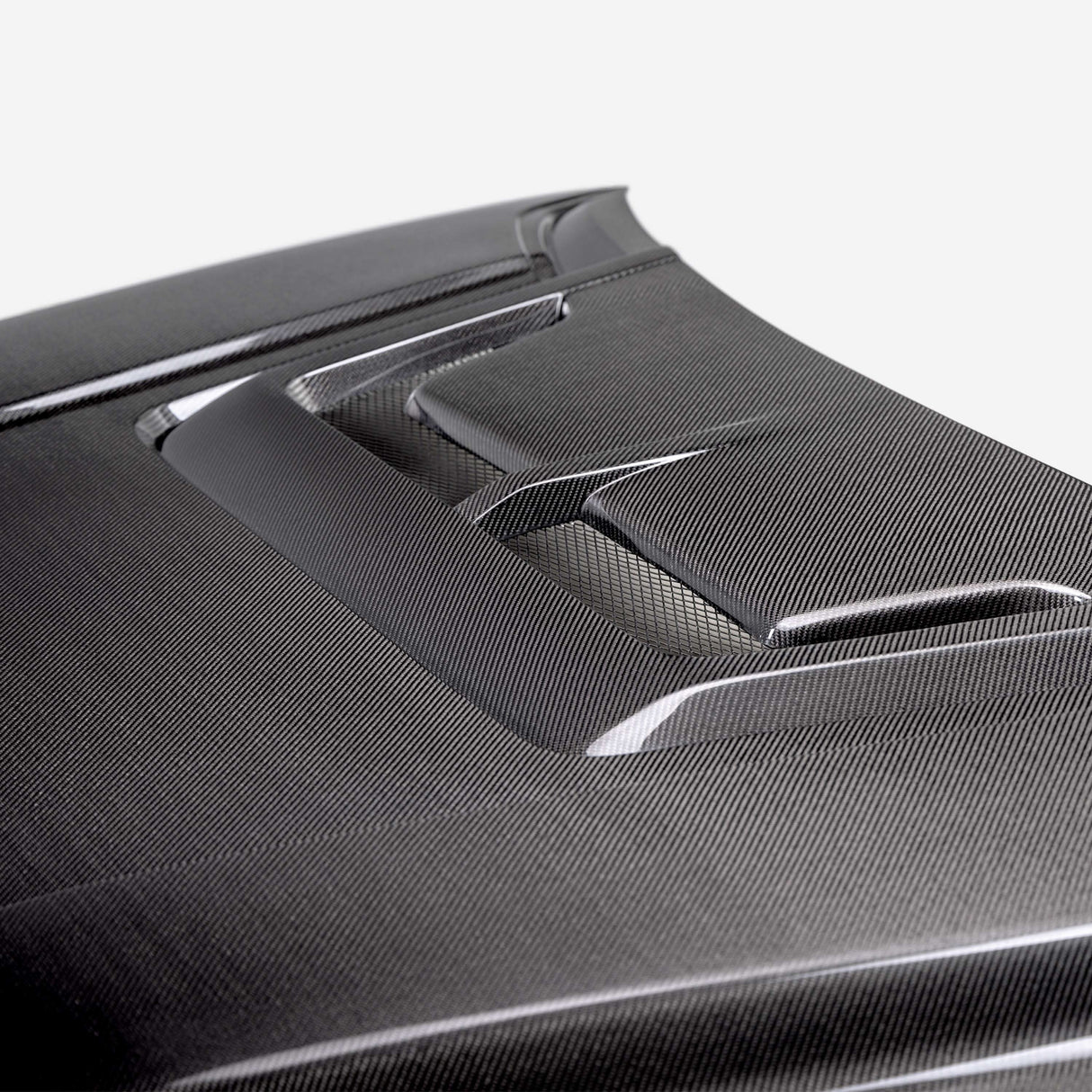 RR-style carbon fiber hood for 2022-2023 Toyota Tundra