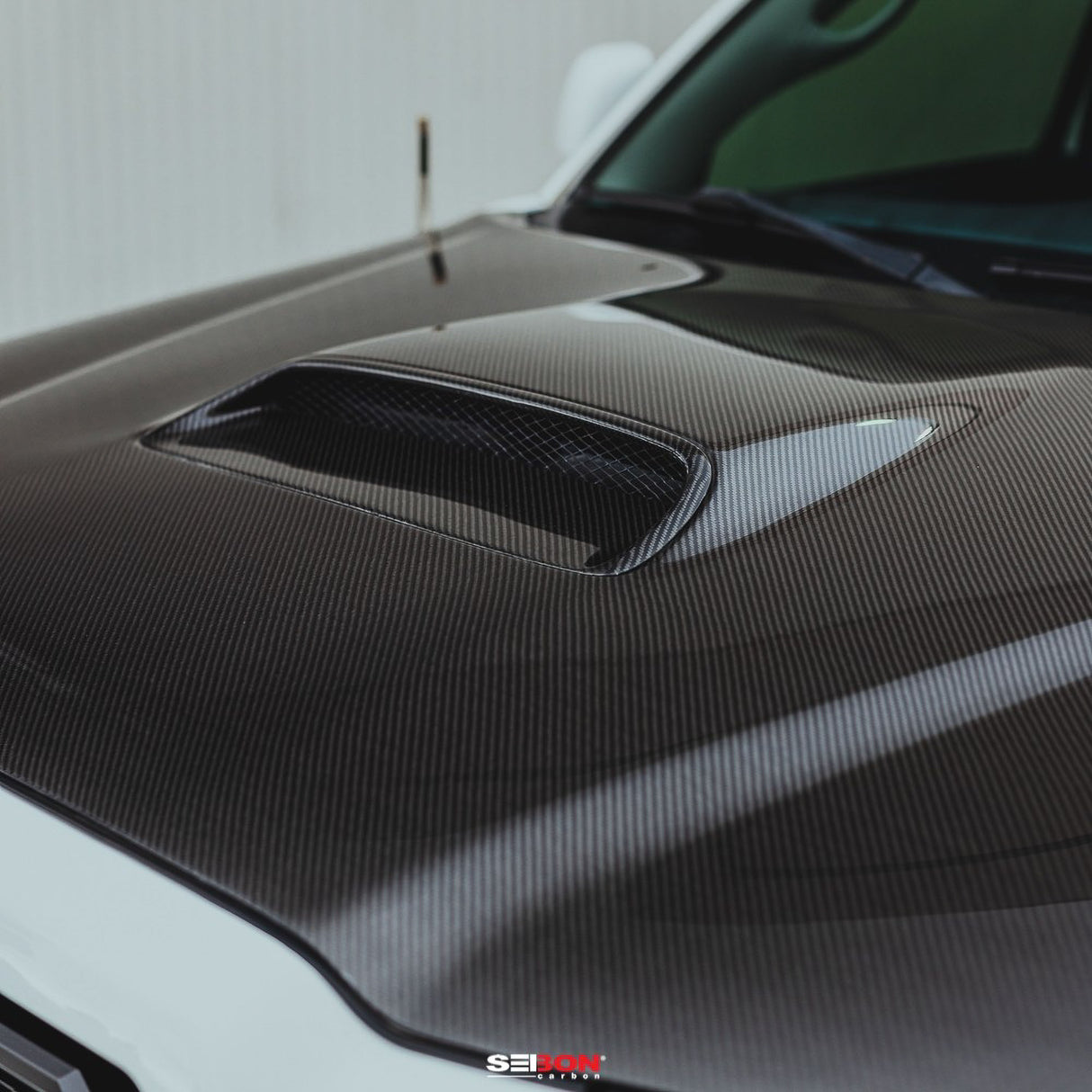 TR-style carbon fiber hood for 2005-2011 Toyota Tacoma