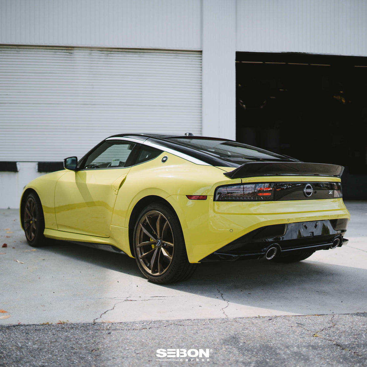 DA-style carbon fiber rear spoiler for 2023-2024 Nissan Z