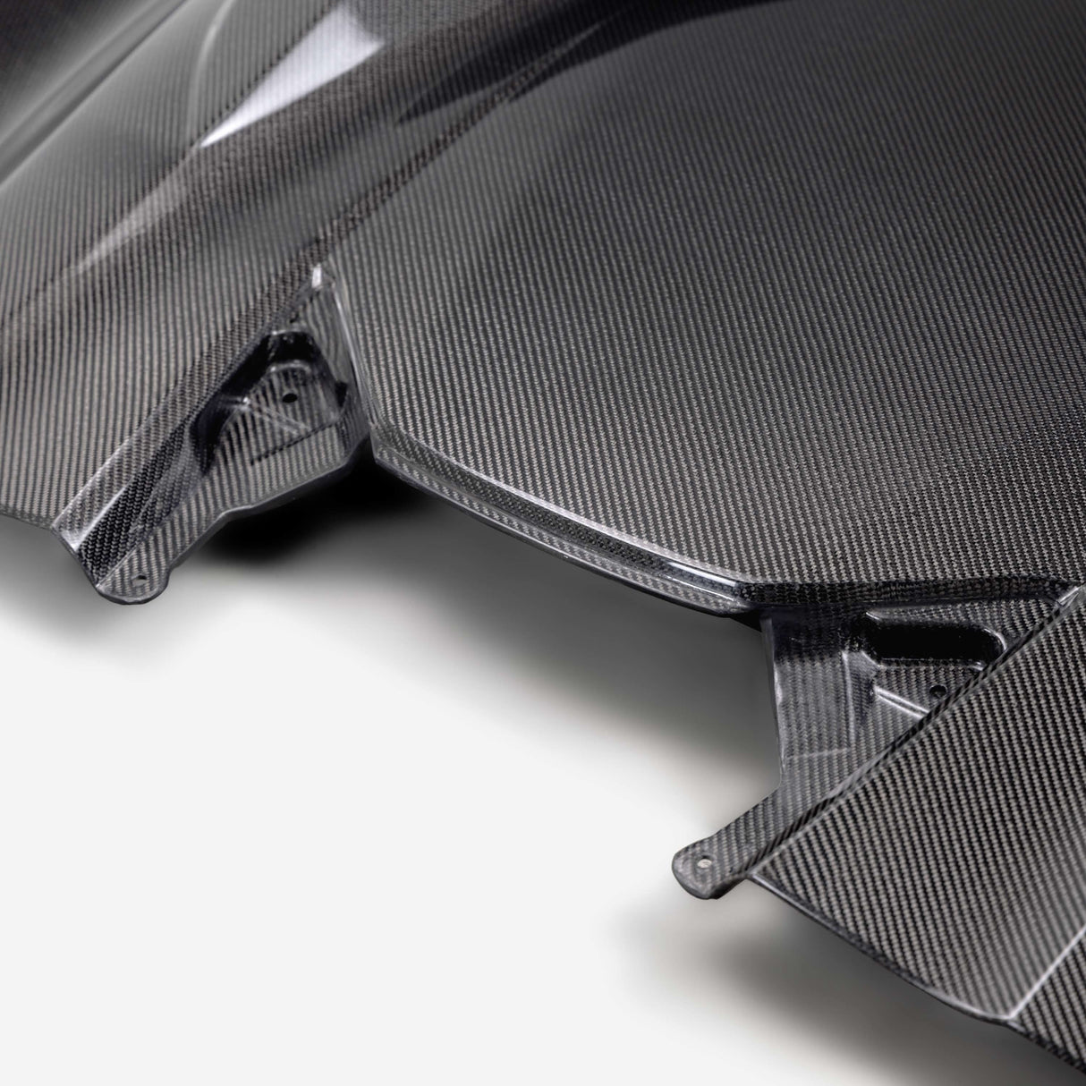 Carbon fiber tonneau cover for 2020-2024 Chevrolet C8 Convertible
