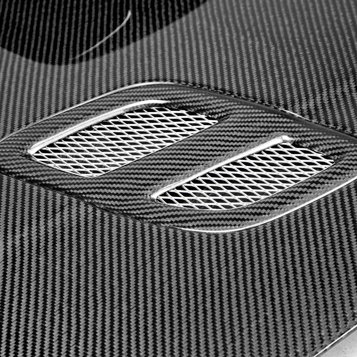 OE-style carbon fiber hood for 1998-2001 Subaru Impreza