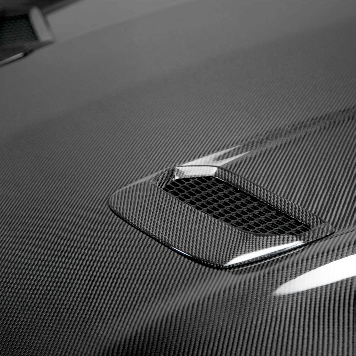Type-OE double sided carbon fiber hood for 2018-2023 Ford Mustang