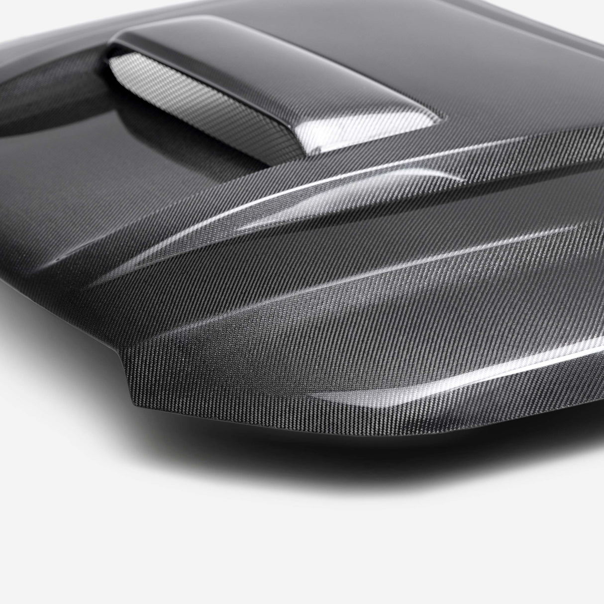 TR-style carbon fiber hood for 2022 Nissan Frontier