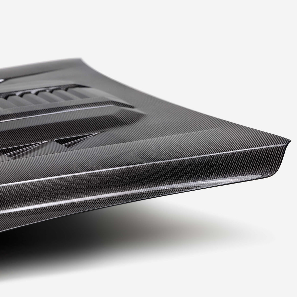 TS-style carbon fiber hood for 2024-2025 Toyota Tacoma and 2025 Toyota 4Runner