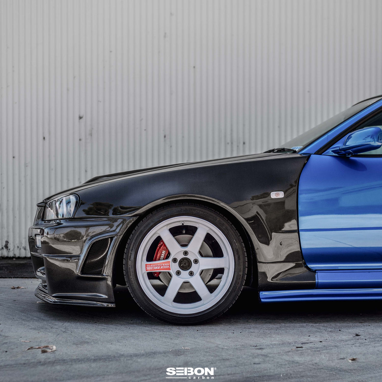 NSM-style carbon fiber fenders for 1999-2001 Nissan Skyline R34