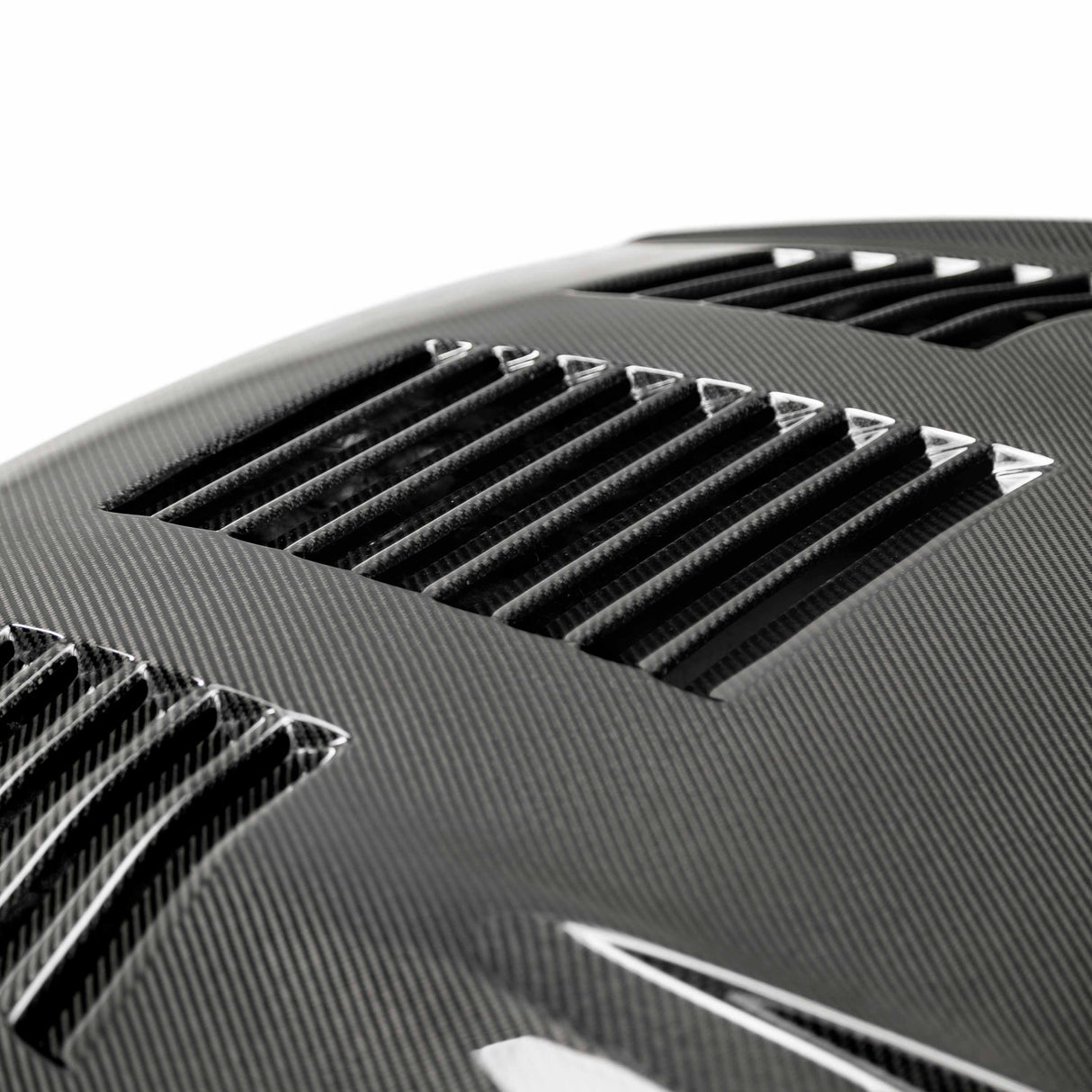 GTII-style carbon fiber hood for 2017-2022 Nissan GTR