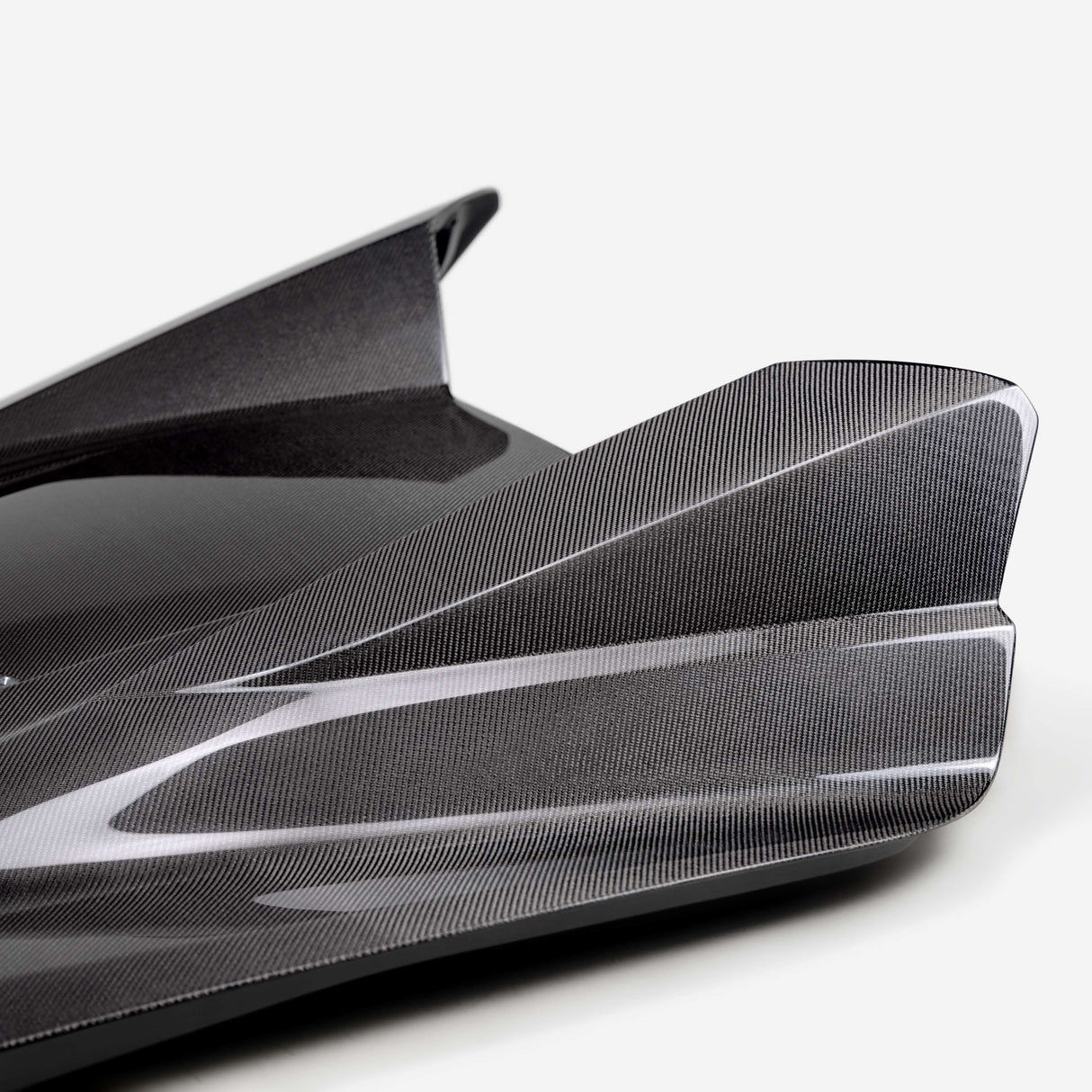 Carbon fiber tonneau cover for 2020-2024 Chevrolet C8 Convertible