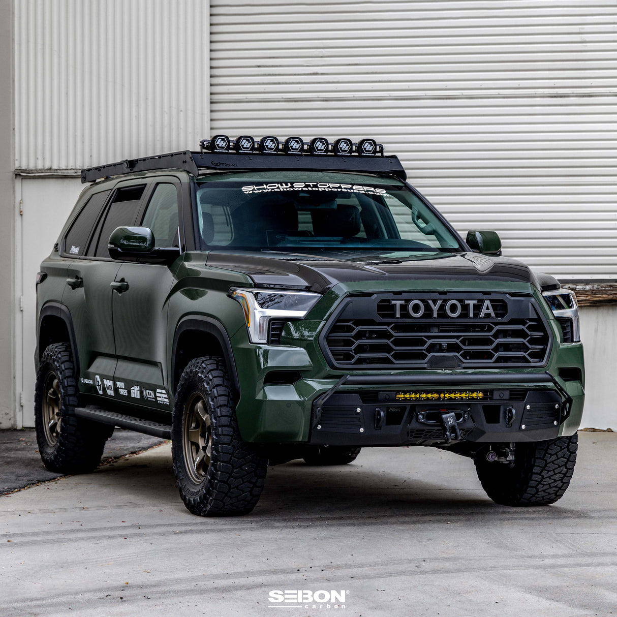 OE-style carbon fiber hood for 2022-2023 Toyota Tundra