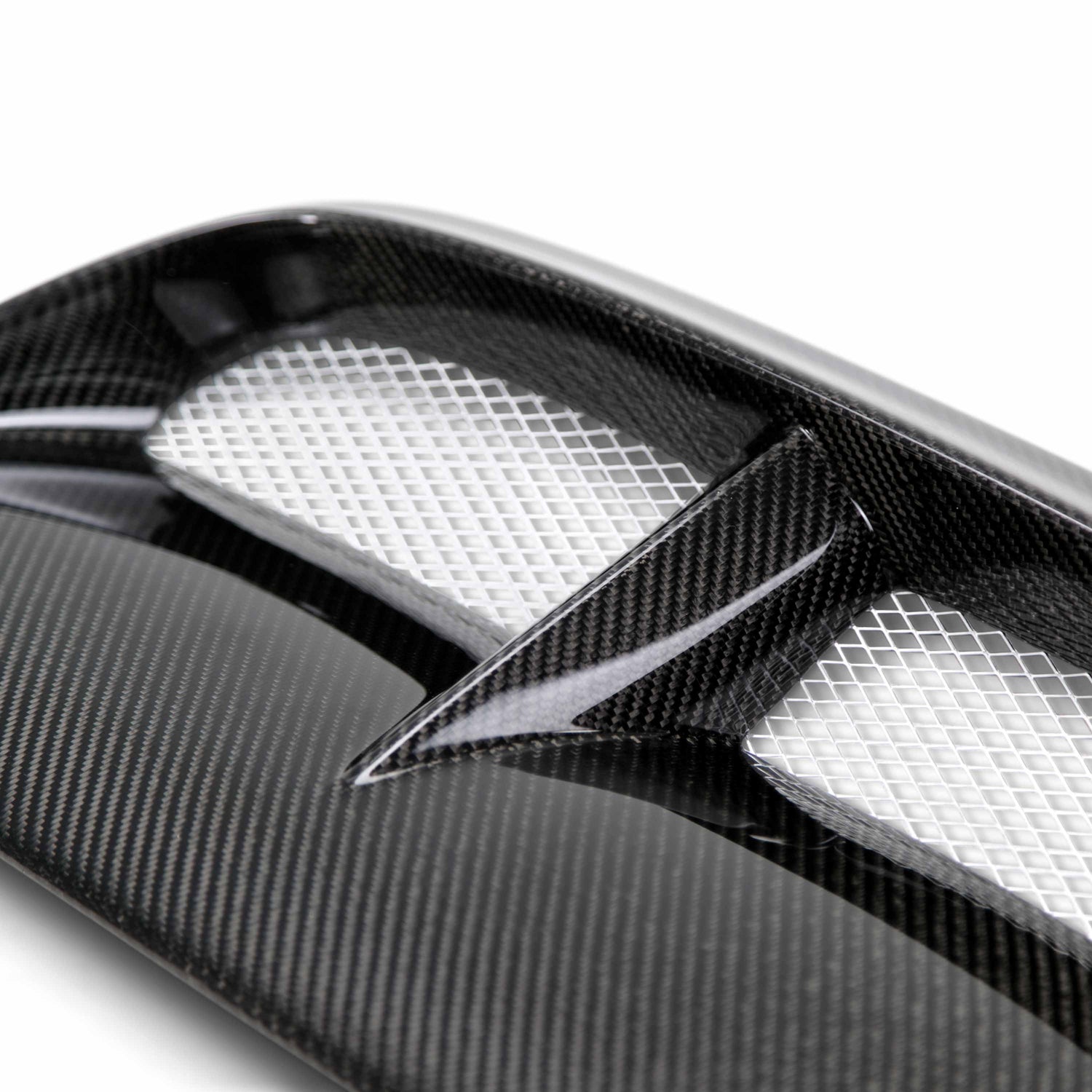 CW-style carbon fiber hood scoop for 2004-2005 Subaru Impreza/WRX