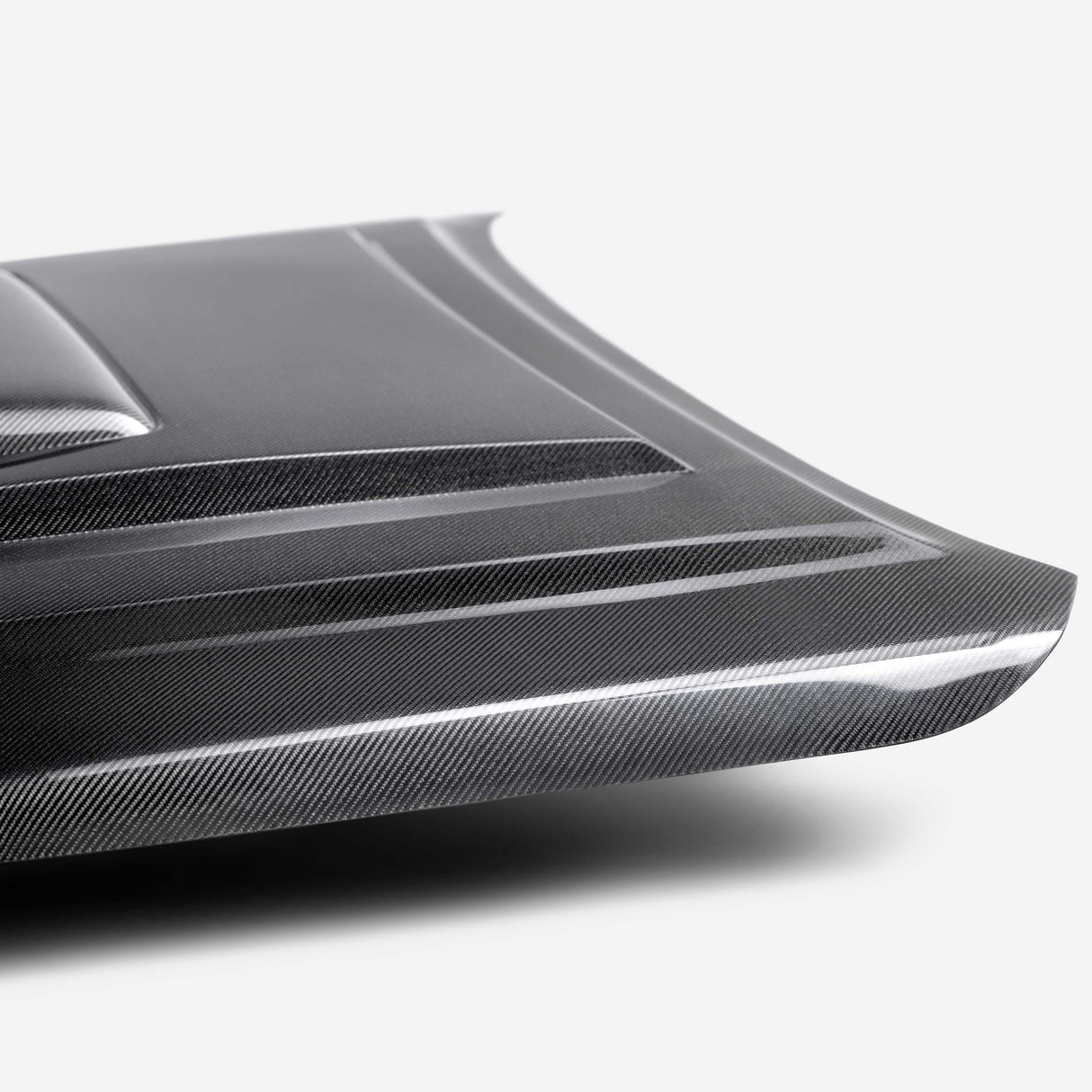 TR-style carbon fiber hood for 2022 Nissan Frontier