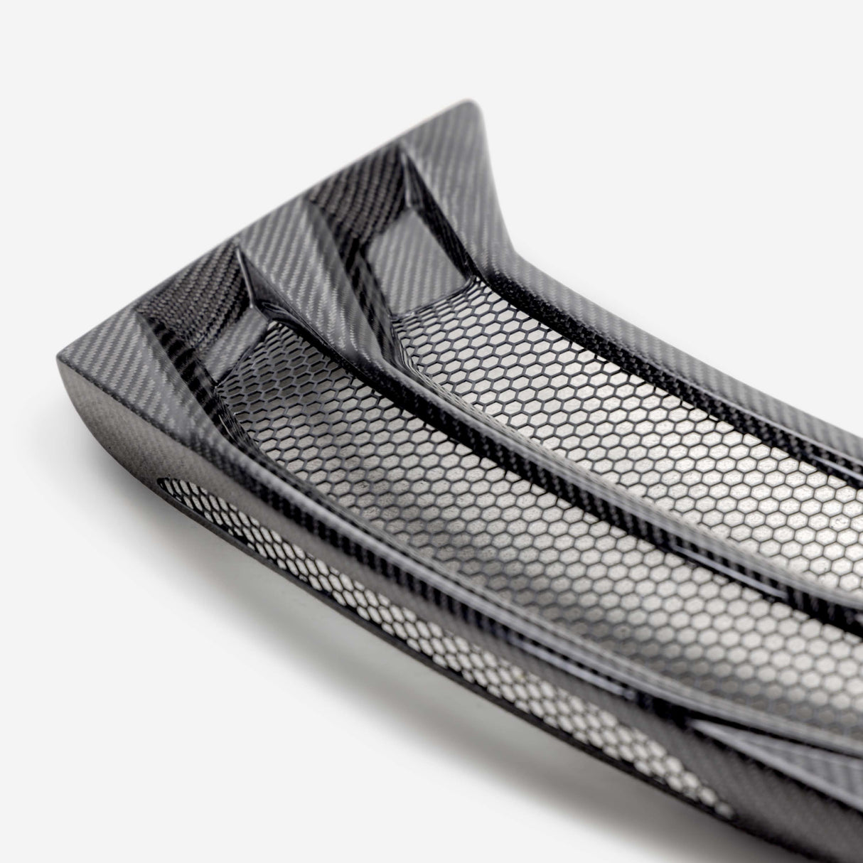Carbon fiber rear hatch vent for 2020-2024 Chevrolet C8 Convertible