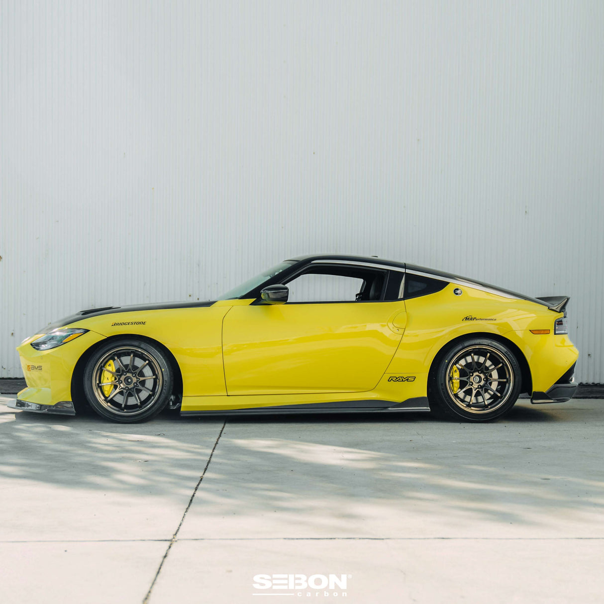 MB-style carbon fiber side skirts for 2023-2024 Nissan Z