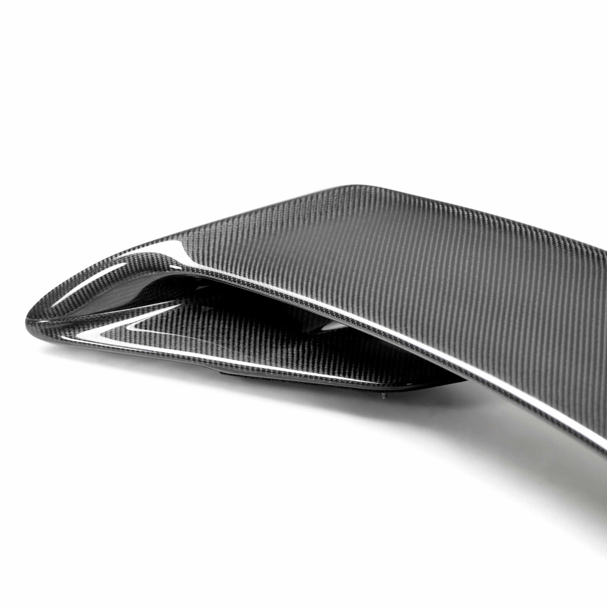 OE-style carbon fiber rear spoiler for 2009-2022 Nissan GTR