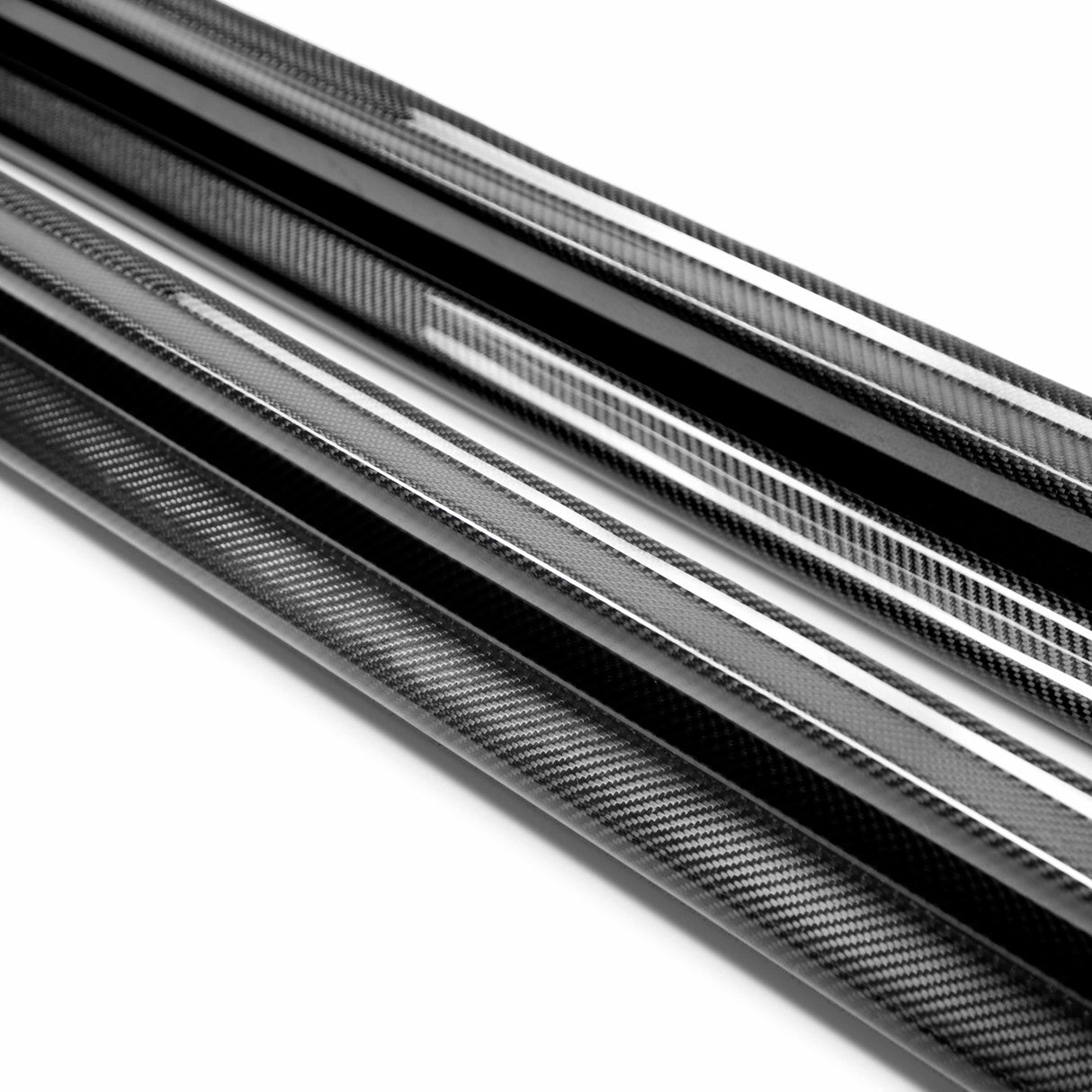 CW-style carbon fiber side skirts for 2004-2005 Subaru Impreza / WRX