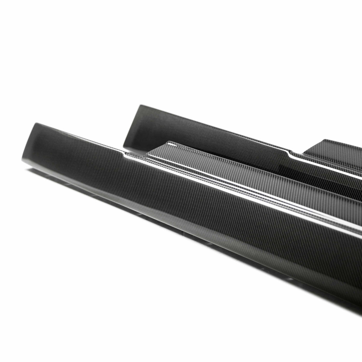 OE-style carbon fiber side skirts for 2009-2016 Nissan GTR
