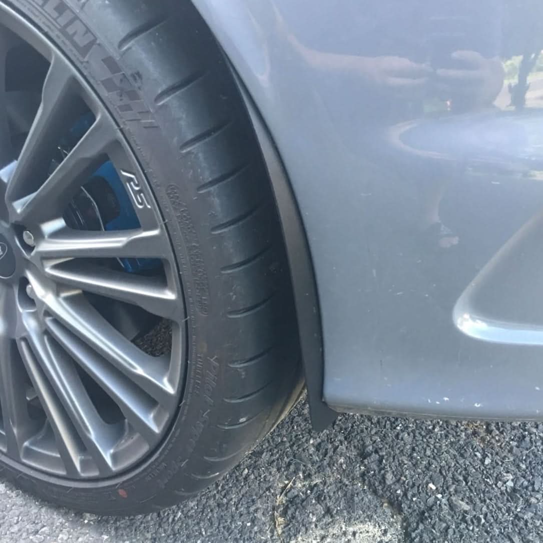 FOCUS 11-18 RS/ST Deluxe Rock Guards