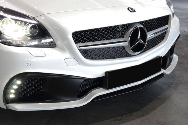 2011-2015 Mercedes Benz SLK CLASS R172 WD Style Front Bumper with led