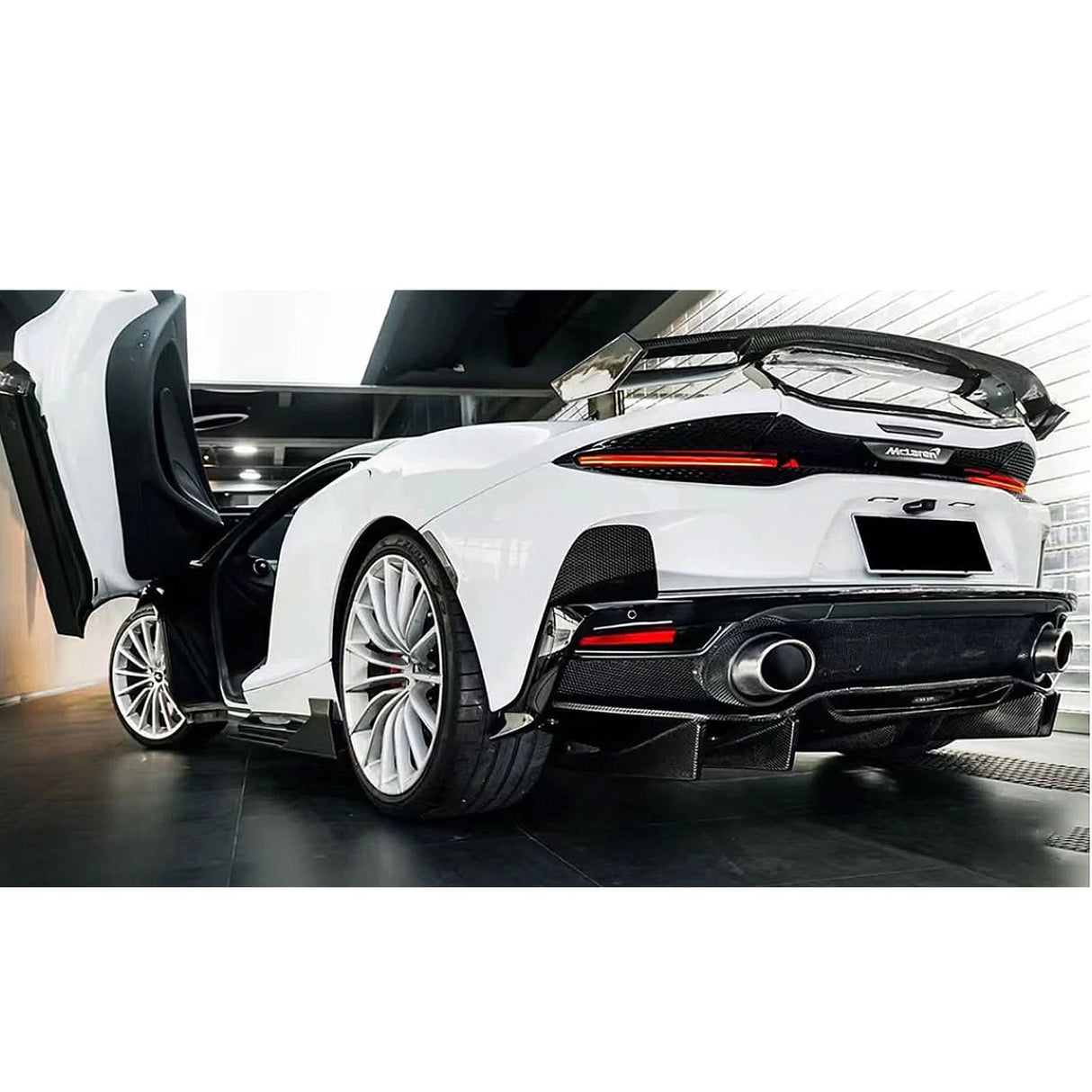 AM Style Dry Carbon Fiber Aero Kit for McLaren GT BBP ELITE