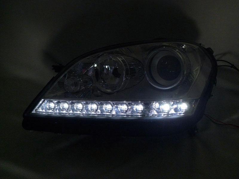 2006-2008 Mercedes W164 ML-Class Chrome Projector Headlights w/ LED Strip