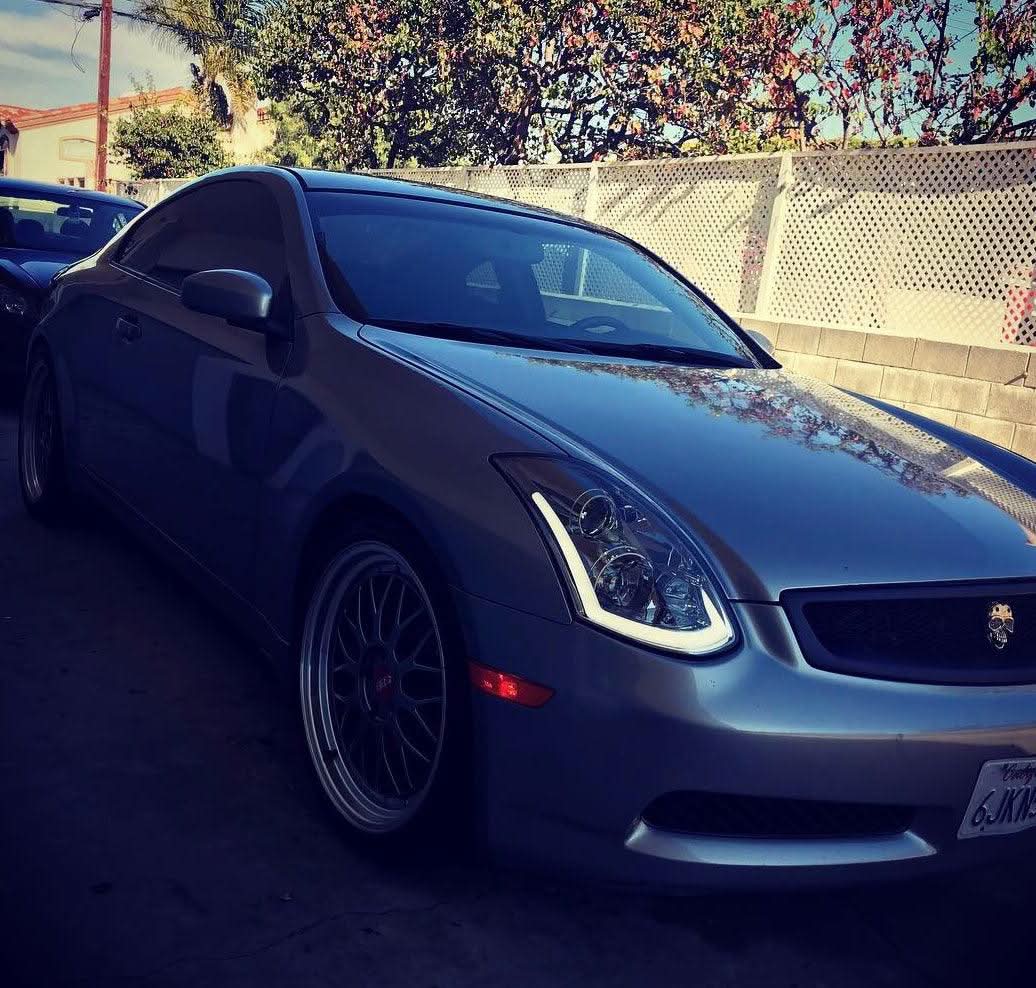 Infiniti G35 Coupe Projector Headlights with Sequential Signal - Black / Chrome / Smoked (2003 - 2007) - K2 Industries