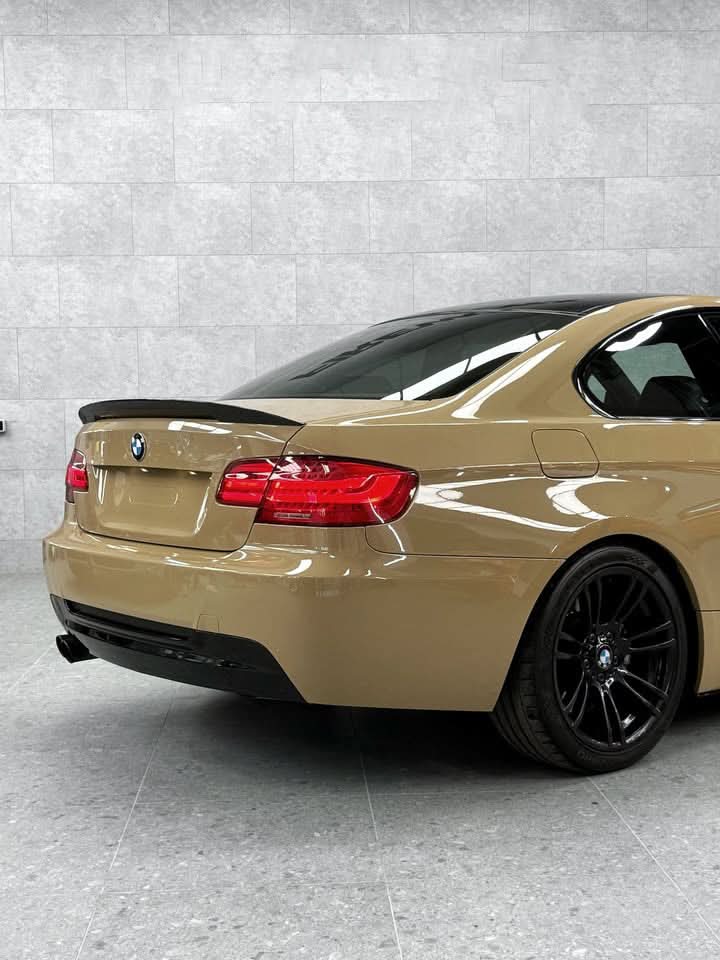 Carbon Fiber Rear Trunk Spoiler – BMW E92 Coupe (2005–2011)