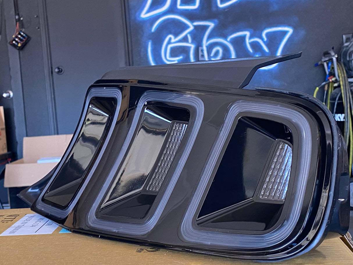 NTXGlow Custom Tail Lights (2010-2014 Ford Mustang Clear)
