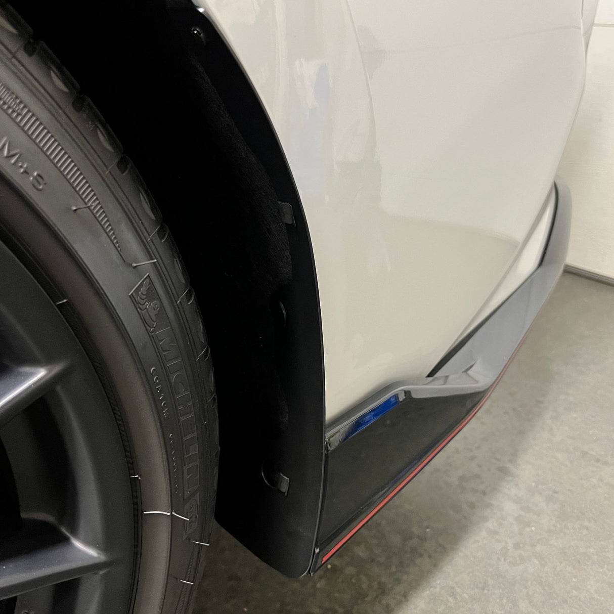 Camry 18-24 Standard Rock Guards