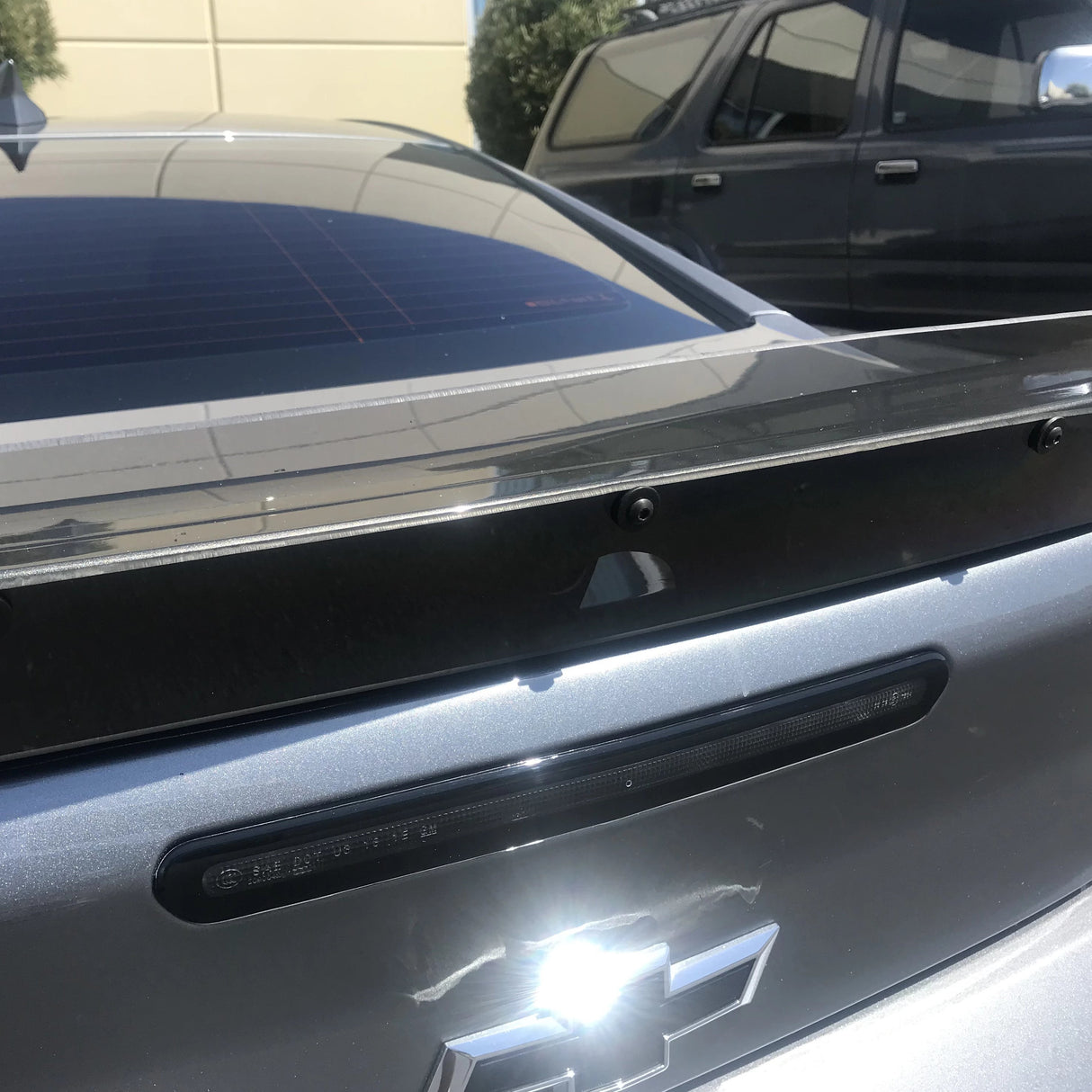 Camaro 19-24 SS with Rear View Camera Wicker Bill