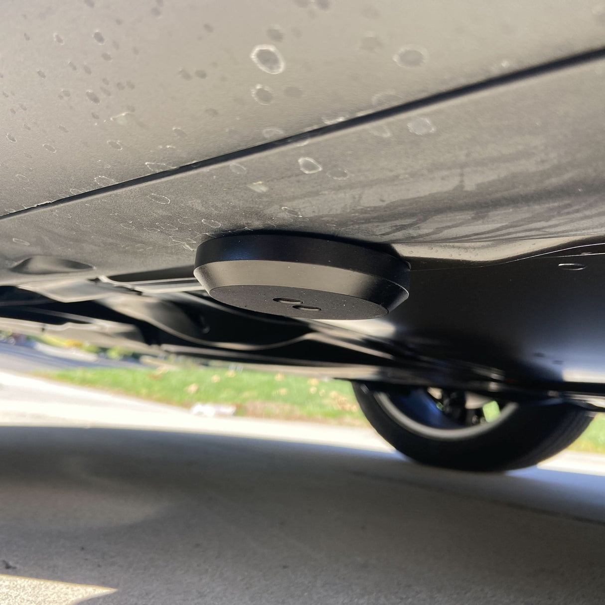Tesla 20-22 Model Y Lift Pads