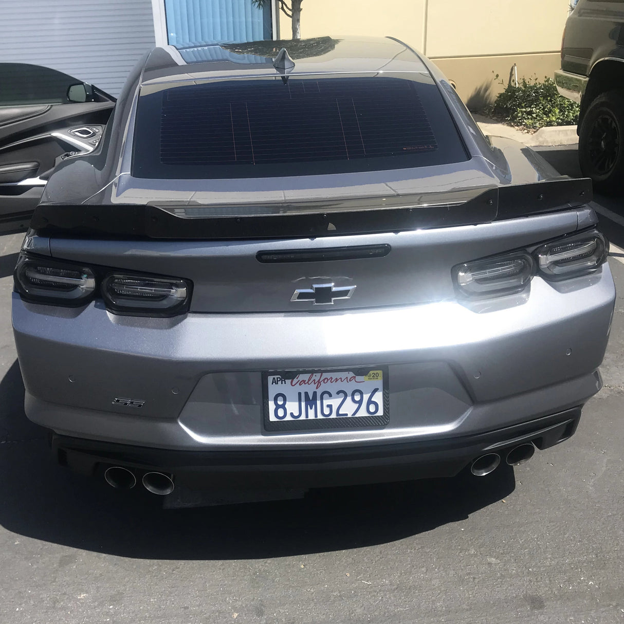 Camaro 19-24 SS with Rear View Camera Wicker Bill