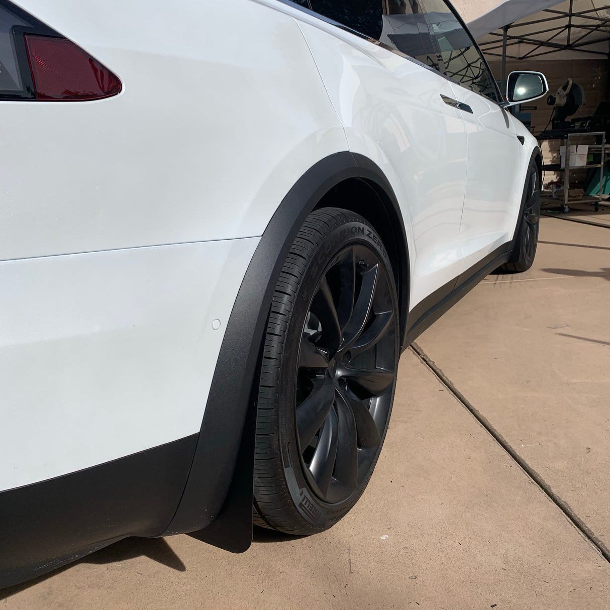 Tesla 15-22 Model X Standard Rock Guards