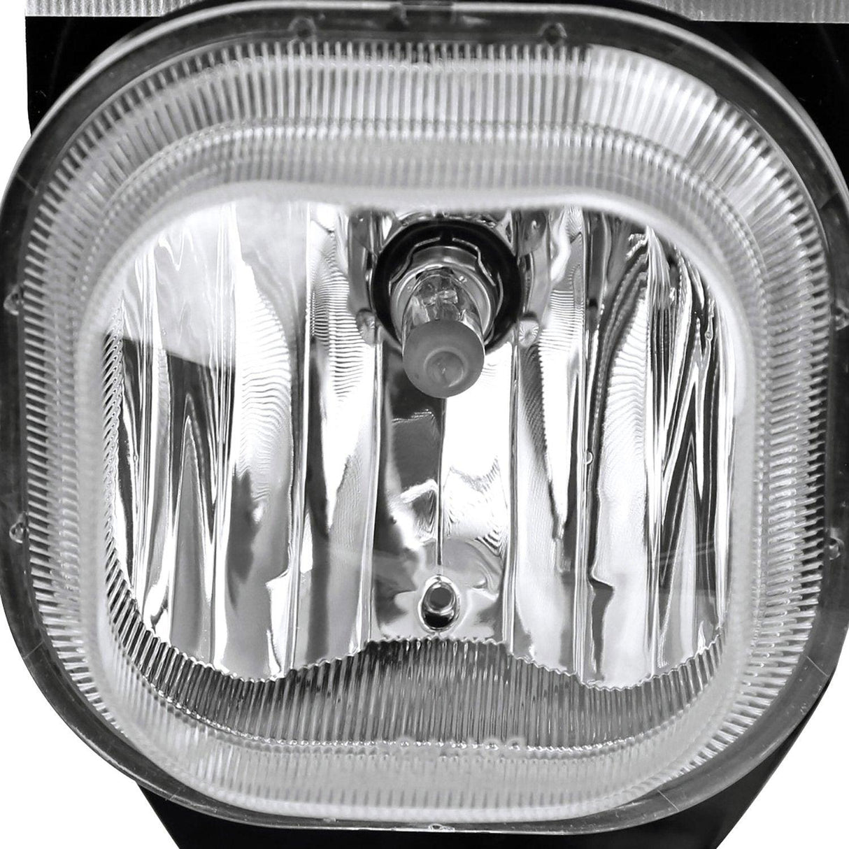 Spec-D OEM Fog Lights Ford Excursion (00-04) Chrome Housing - Clear or Smoke Lens