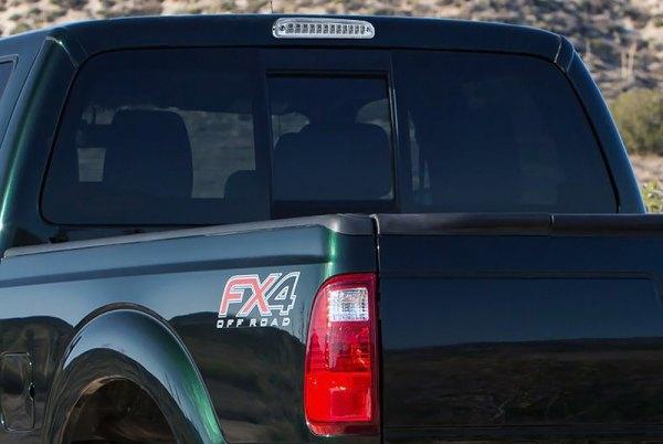 Spec-D LED 3rd Brake Light Ford F250 F350 F450 F550 Super Duty/ Ranger (93-16) Clear or Smoke Lens