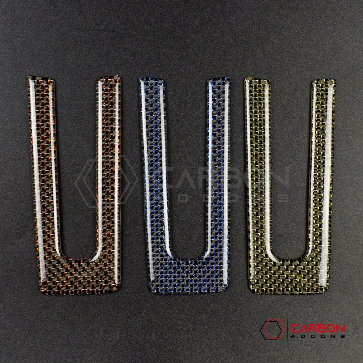 Mustang 2010-2014 Reflective Carbon Fiber Steering Wheel Trim Overlay