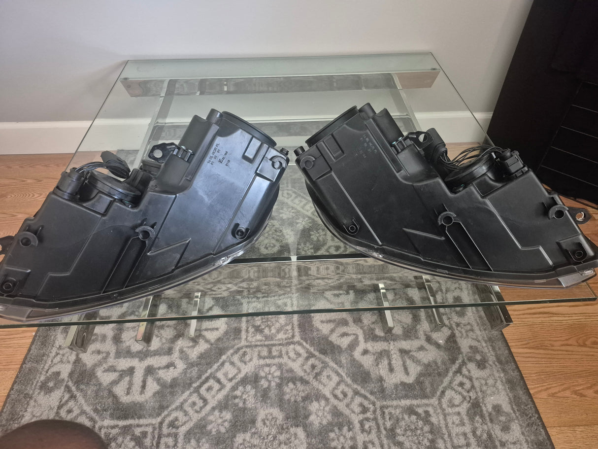 Volkswagen Golf MK6 Red, Silver, and Black Projector with Dynamic Signal LED Headlights (2009 - 2013) *GARAGE SALE*