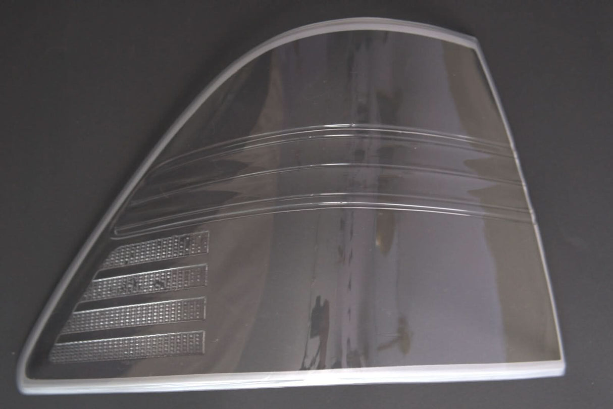 2004 - 2006 LEXUS LS430 UCF31 ALL CLEAR TAILLIGHT LENSES
